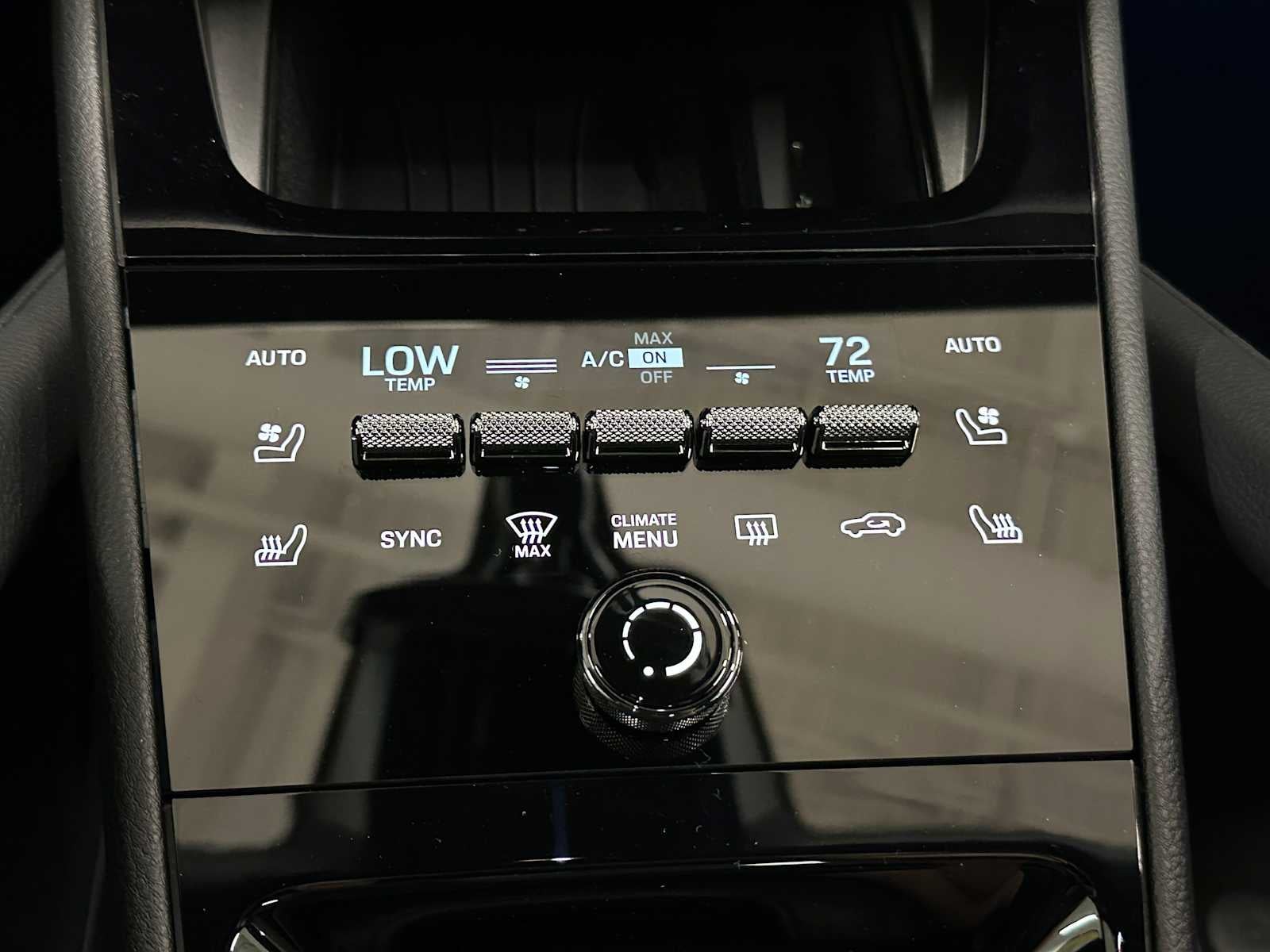 2025 Porsche Cayenne Base