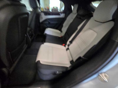 2024 Porsche Cayenne Base