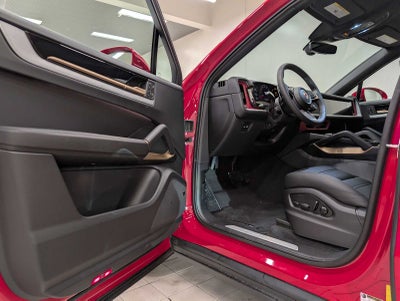 2026 Porsche Cayenne Base