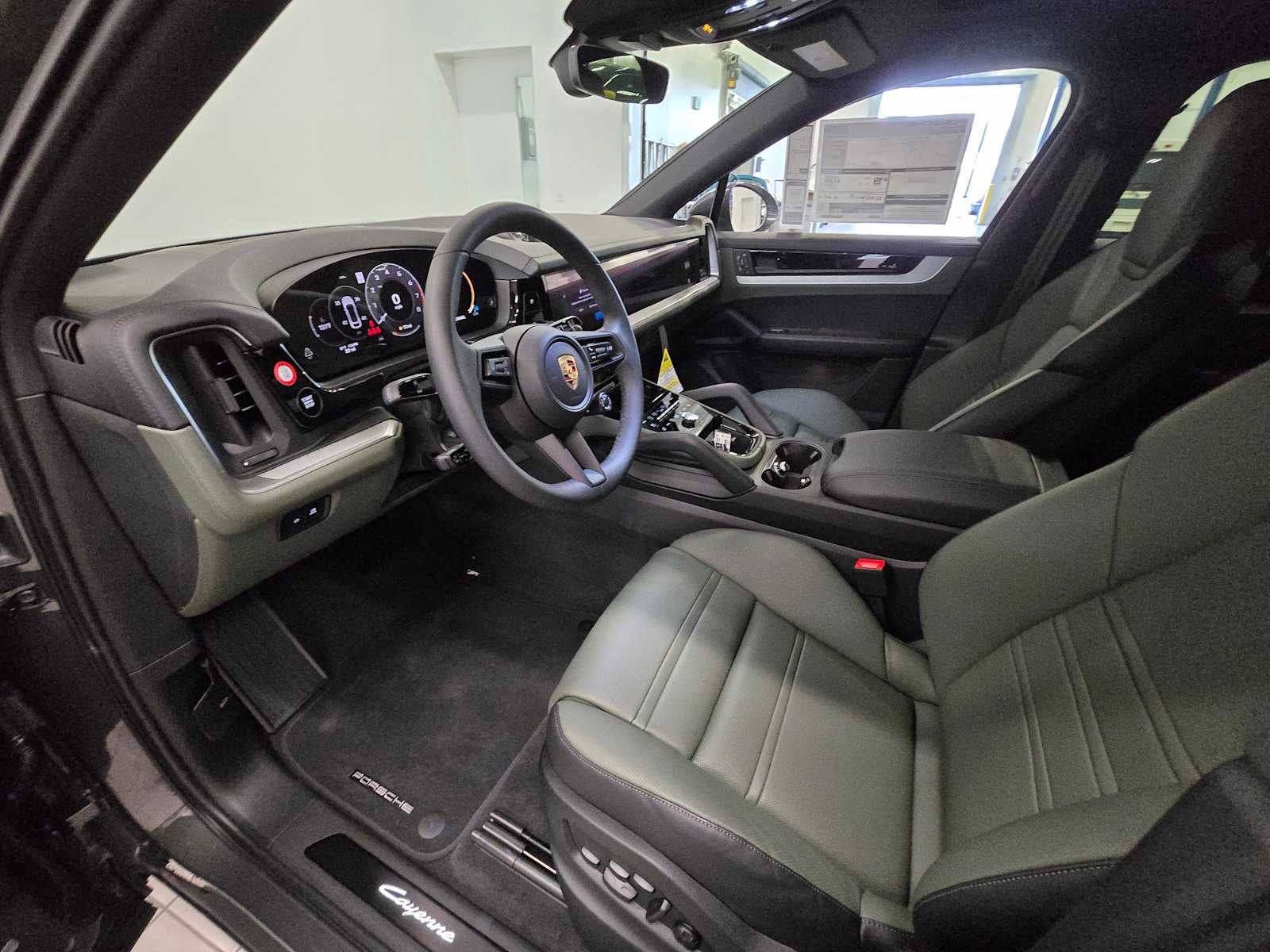 2024 Porsche Cayenne Base