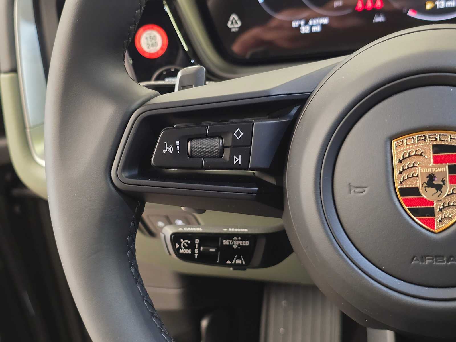 2024 Porsche Cayenne Base