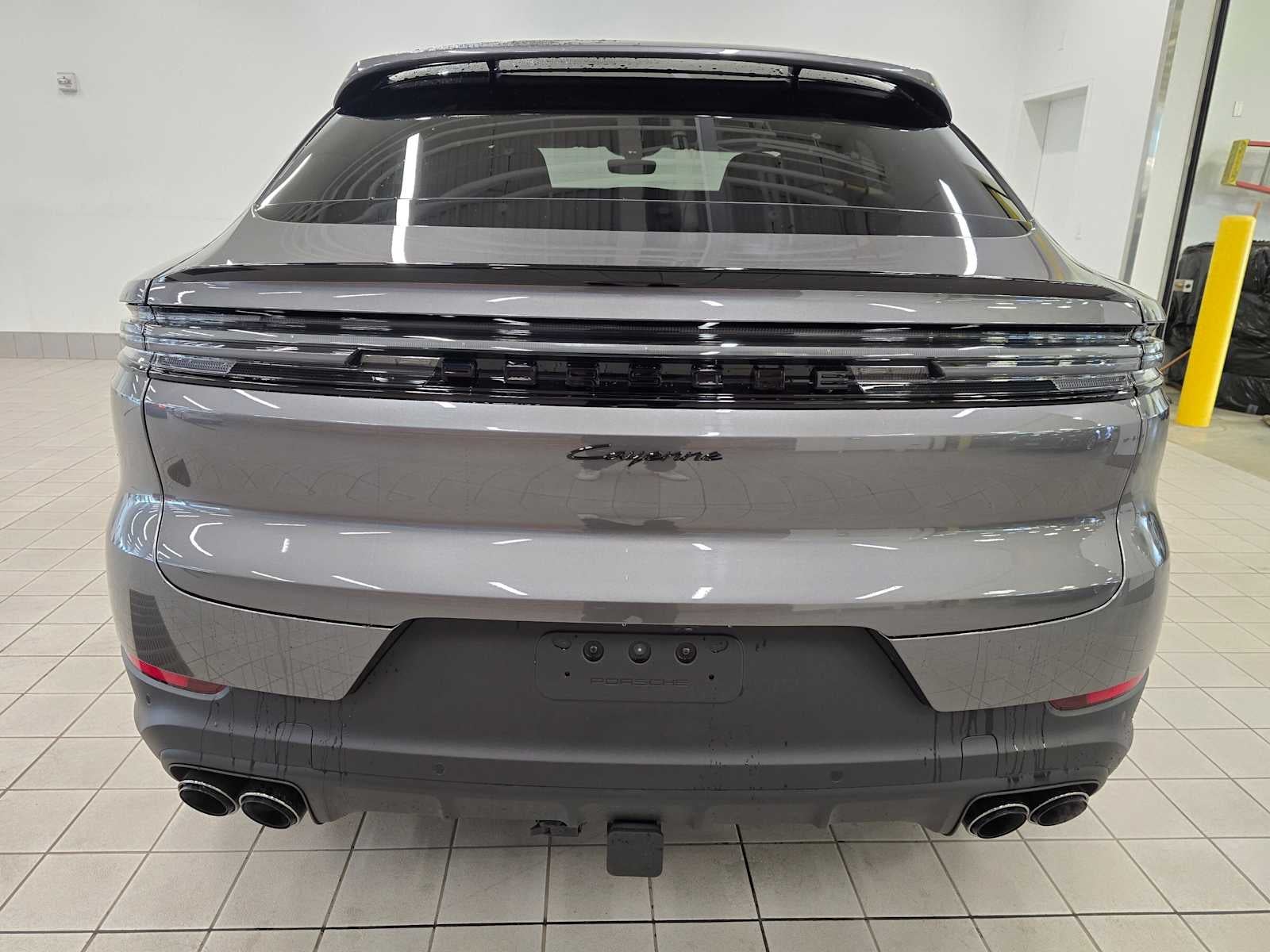 2024 Porsche Cayenne Base