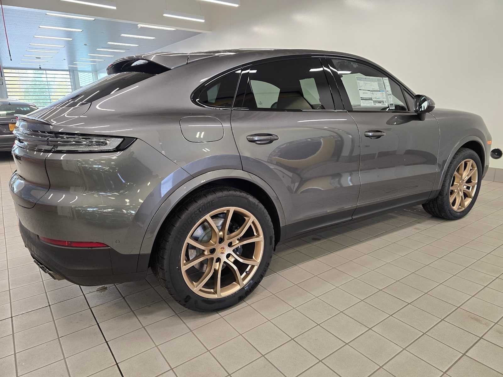 2024 Porsche Cayenne Base