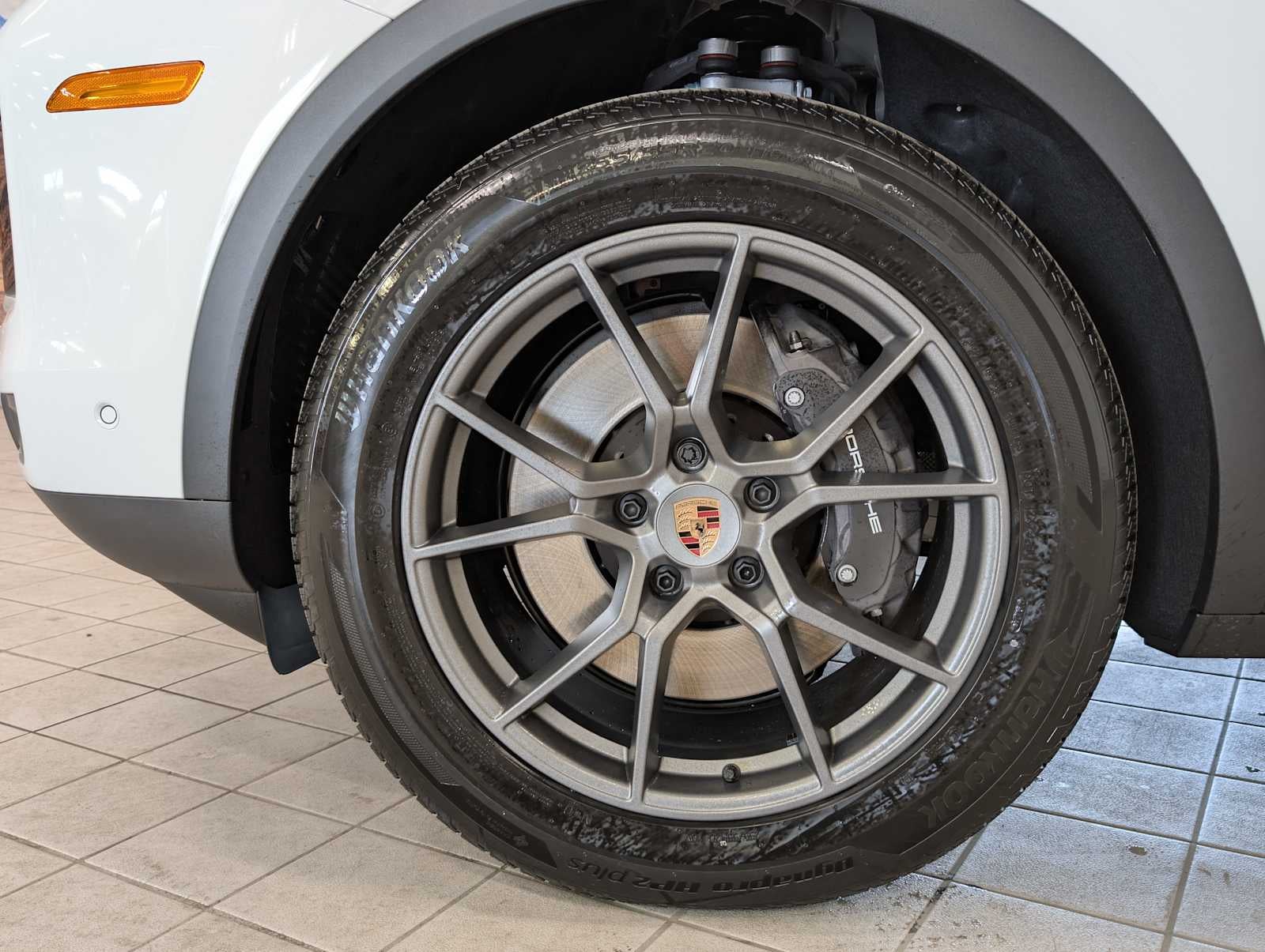 2025 Porsche Cayenne Base