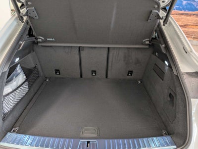 2025 Porsche Cayenne Base