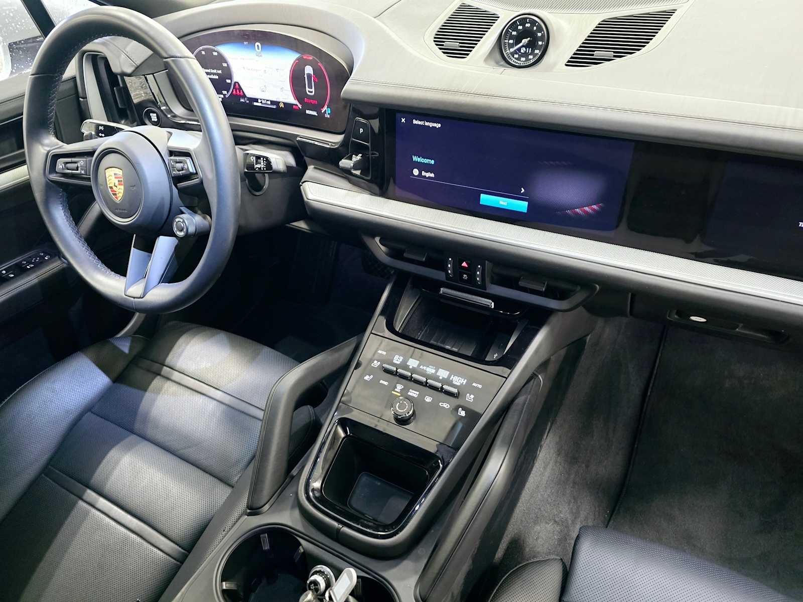 2024 Porsche Cayenne Base