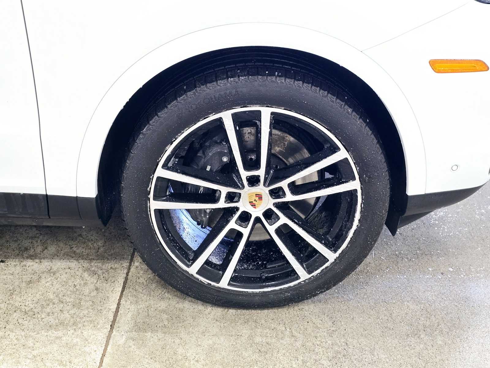 2024 Porsche Cayenne Base