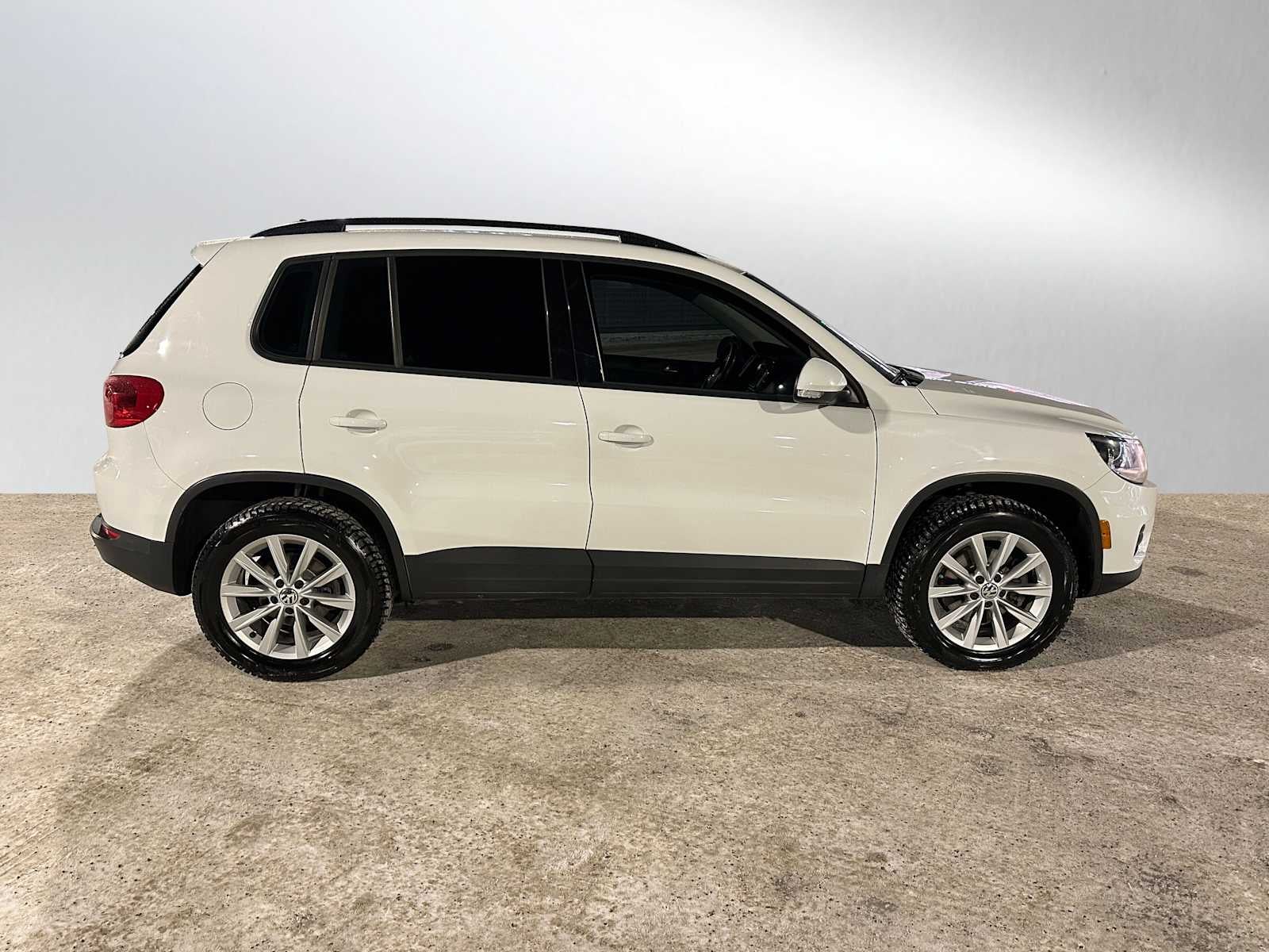 2017 Volkswagen Tiguan S