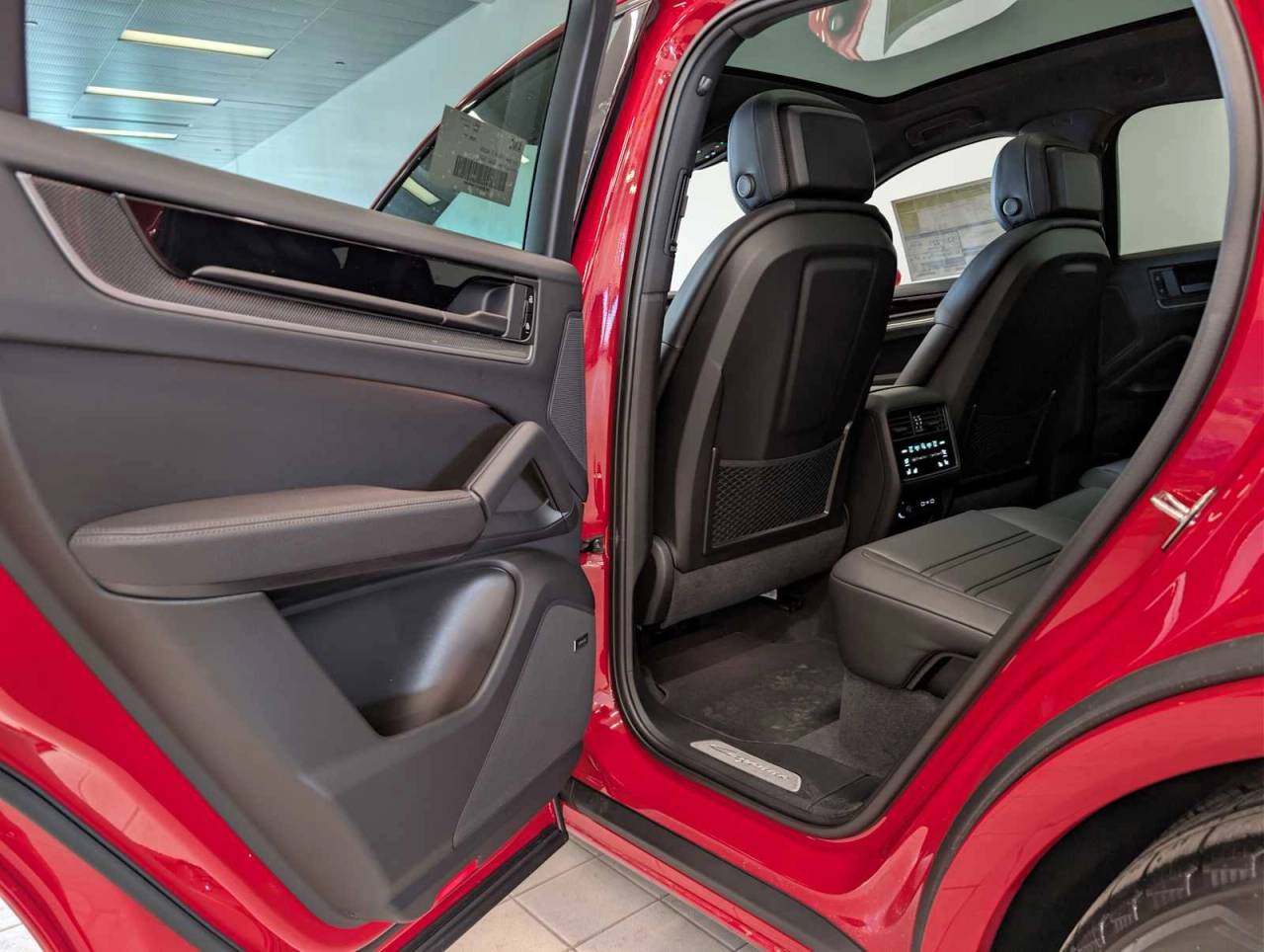 2026 Porsche Cayenne E-Hybrid Coupe