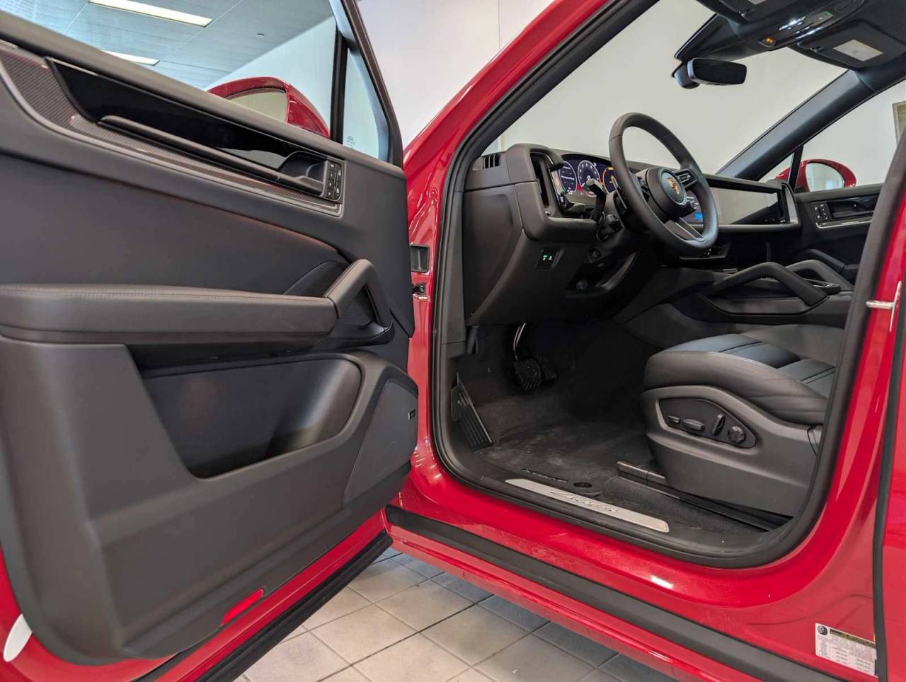 2026 Porsche Cayenne E-Hybrid Coupe